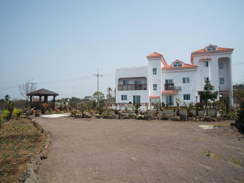 Lapaloma Pension جيجو المظهر الخارجي الصورة