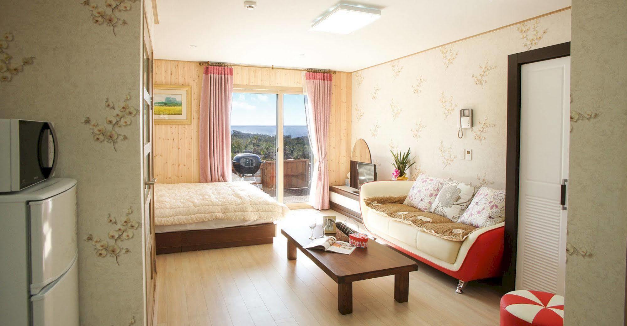 Lapaloma Pension جيجو المظهر الخارجي الصورة